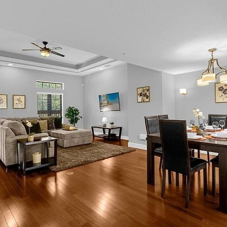 Vibrant 4Br Family Townhome 1 Mile From Disney World And Disney Springs オーランド エクステリア 写真