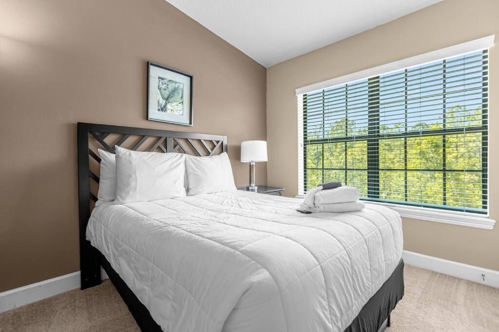 Vibrant 4Br Family Townhome 1 Mile From Disney World And Disney Springs オーランド エクステリア 写真